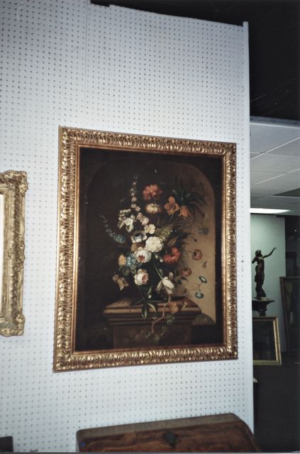 Anonimo — Autore non indicato - sec. XVII/ XVIII - Natura morta con vaso di fiori in una nicchia — insieme